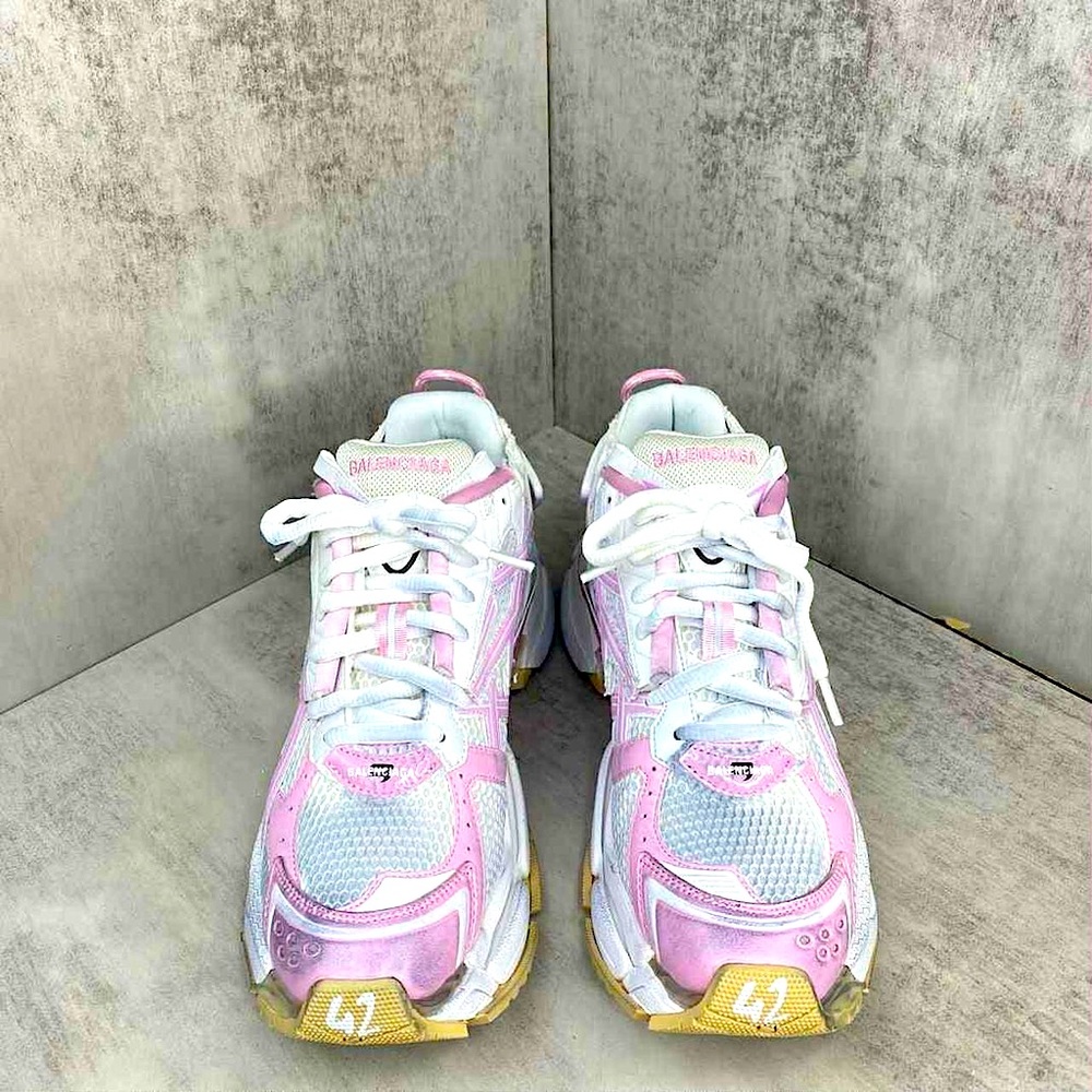 Balenciaga Wmns Runner Sneaker 'White Pink' sz 42🔥 - Picture 3 of 5